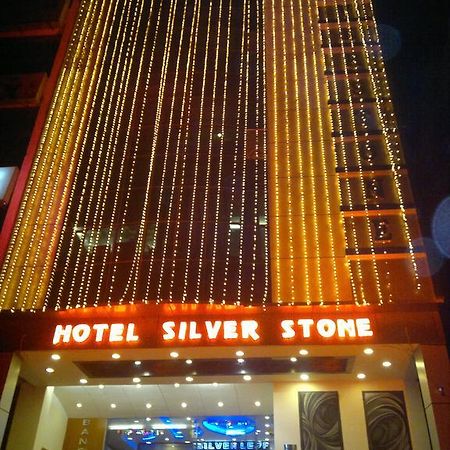 Hotel Silver Stone Λουντιάνα Εξωτερικό φωτογραφία