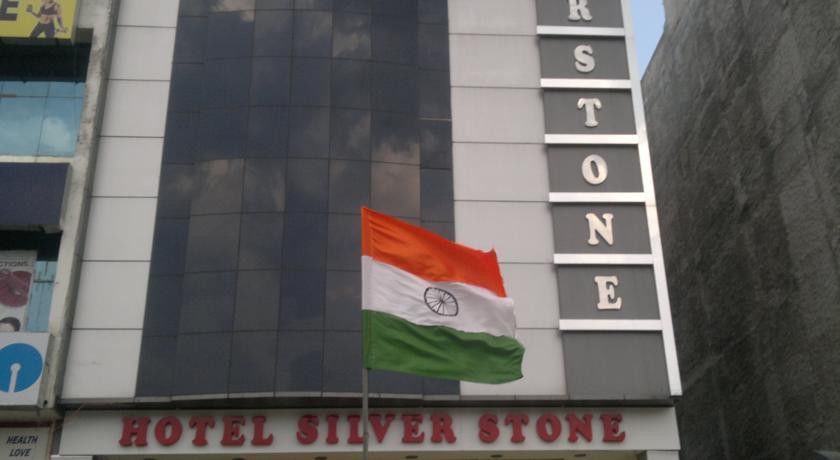 Hotel Silver Stone Λουντιάνα Εξωτερικό φωτογραφία